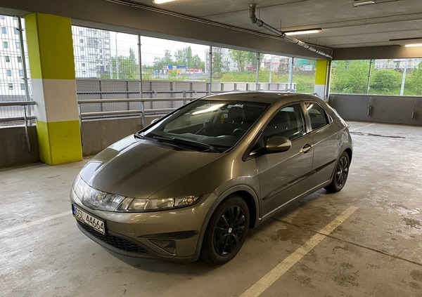 Honda Civic cena 17500 przebieg: 272500, rok produkcji 2008 z Gdańsk małe 301